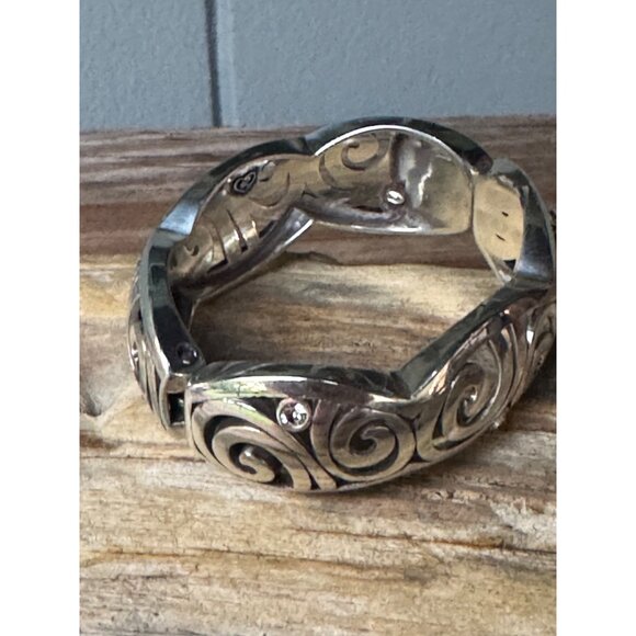 Brighton Silver Plated Hinged Bracelet With Engraved Swirl Design Clear Crystal - Picture 3 of 7